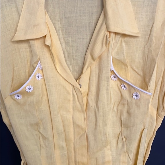 Vintage Linen Yellow Daisy Dress - Picture 3 of 6